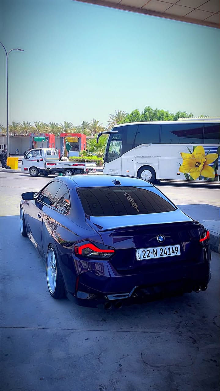 ملاحظة : سيارة حالياً بغداد متواجدة للجمعة 
النوع :-BMW 💜 شكل جديد فول مواصفات 
المودیل : 230i M Package
الون : بنفجسي مميز لوحيدة بالعراق بهذا لون موديلة
سنوية : اصدار جديد مع موافقة تضليل سنوي 50‎%‎
السنة : 2024
المحرك : V4 2.0L  تون باور توربو فول هوائيات 🐎 
ناقل الحركة: Automatic
نوع الوقود : البنزين
عدد اميال : mile35

المواصفات:-
فتحة سلايد
فول تحكم + شفات كير رياضي بالمقود
الكراسي كهرباء مع خزن وضعيات الجلوس
شاشة متصلة الاصدار الاخير من BMW
تحديد مسار + رادار + نقطة عمياء 
مودات قيادة 
   Eco Pro+    Comfort+    Sport+    Sport Plus
باب و دشبول LED ( الوان متعددة )
مفاتح دخول و تشغيل ذكي بدون حاجة للسويج
مغلفة افلام حماية (PPF) ضمان 10 سنوات

التزويد American :-
سيارة فول هوائيات شوته كاربون فايبر
{أكس بايب + هدرز + كزوز } 
برمجة و تزويد كلة من امريكا 
دبلات و فنرات رياضية (  Coilovers )
ويل كب (ESR Wheels) تو سايز اصلي حجم 19

الحالة الفنية:-
 وارد امريكي بجم كبس بدون ارباك بدون داخل قطعة خلفيه صبغ بدون معجون بحالة شركة        
رقم السیارە: اربيل تحويل او وكالة رقم اصدار 2027

للمهتمين التواصل خاص.
رقم الهاتف :-‭ ‭***********‬
وتساب ***********  
ملاحظة : سيارة على وضع شركة كفالة من كل العيوب
صفر مسج بدون اعطال بانزين سوبر و دهن اصلي
