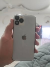 آيفون X • ٦٤ • شاشة بيها خط وظهر مكسور