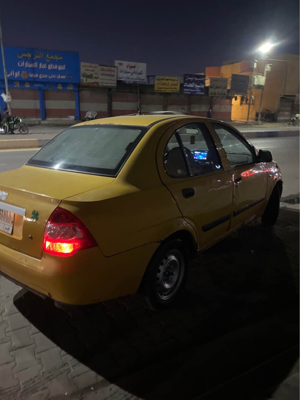 سلام عليكم طيبه للبيع او مراوس مديل ١٥ سياره لا ضربه ولا صبغ ع لبلاد بيها خياس بلدوسات ولبدي شوي بي لمكينه بيها خيط بدايته مابيها صوت هم شغل وطلع تخم تاير حداديه تبريد كله جديد بيها شاشه غرفتها جديده كلشي يشتغل سياره بيها نقوصات بسيطه سنويه منتهيه بال ٢٠ هيئه وغرامه ع لمشتري راعيها موجود ويحول اكفلك بس اصوليات تجي وتشوفها رايدها ب ٢٨ وبيها مجال بسيط مكاني بصره *********** البصرة, العراق
