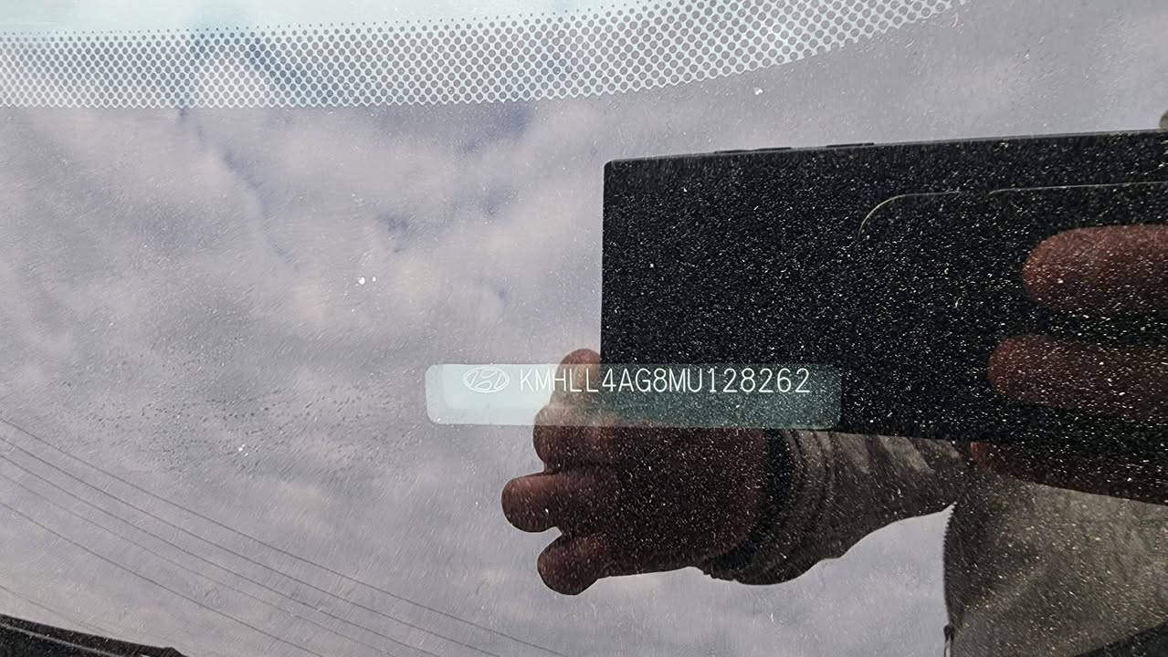 النترا أمريكي كلين بدون حادث
وصور أمريكا بالمنشور 
 موديل
 2021 
رقم اربيل بسامينه 
السعر 136
مكان السياره بغداد اليوسفيه 
***********
***********
