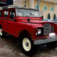 لاندروڤەر كلاسيك • ١٩٨١ • دبل 4X4