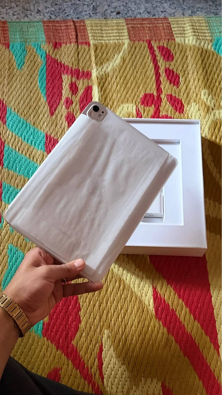 ايباد 11 برو معالج M4 

حالة البطارية 98% 🔋 

الذاكرة 256 كامل ملحقات

مكاني ناصرية مركز
السعر 1150 بي مجال جدا بسيط 

*********** ناصرية, ذي قار
