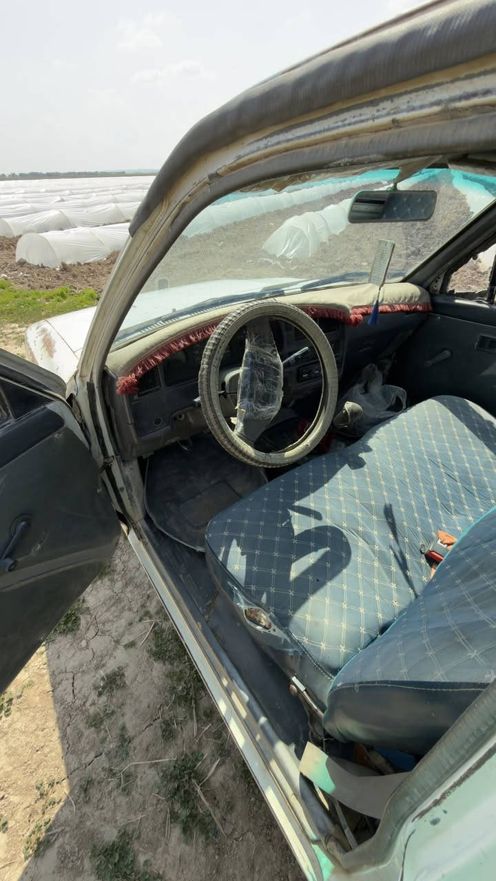 سلام عليكم للبيع بيكم موديل 1989 مكفوله كفاله عامه من الشاصي والمحرك والكير والضربه صبغها البلادي  محركها TY كيرها 5 نمر وشريطها هم رقم كركوك سنويه لحد 2027 تريد تحويل تريد وكاله عامه السياره كامله السعر 45 وبيها مجال من كلشي للاستفسار على الرقم التالي فقط *********** مكانها ديالئ ناحيه جباره
