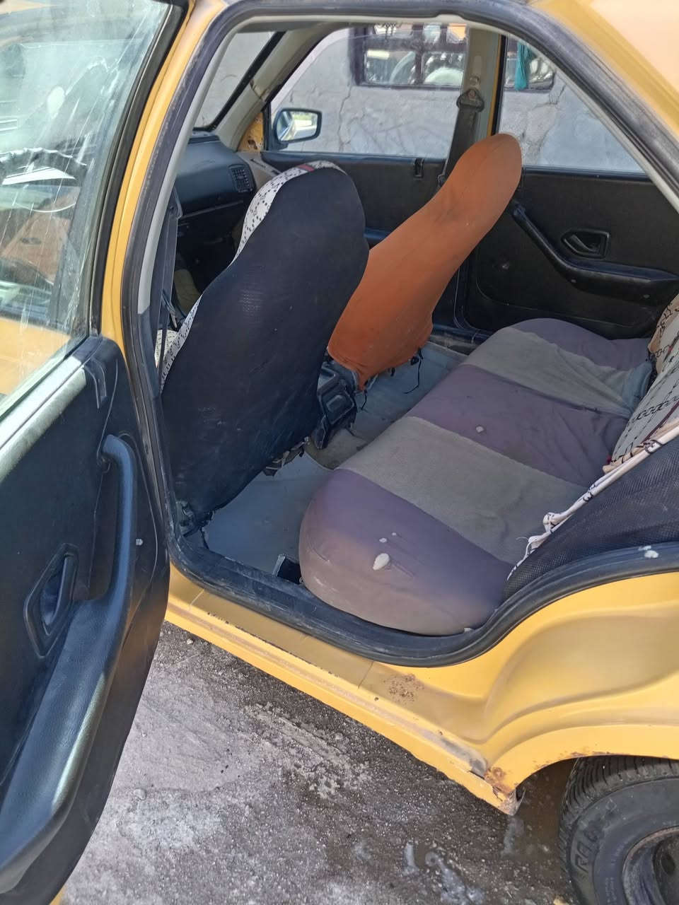 سلام عليكم بيجو موديل 2012 محرك كير شرط سياره مكفوله جاهزه رقم نجف مكان السماوه  سوير سعر 21بيه مجال شراي هذا رقمي *********** بل خدمه مراس عادي
