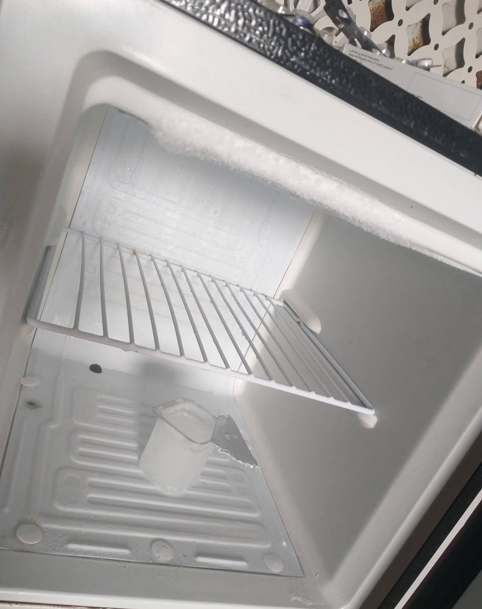 ثلاجه نضيفه شرط تجميد وتوفير ثلج كلشي شغال ماداخله تصليح ابد بصره حيانيه سعر ١٥٠


**إذا كنت صاحب هذا الإعلان وتريد حذفه لأي سبب، رجاءا أرسل رسالة إلى الدعم الفني**