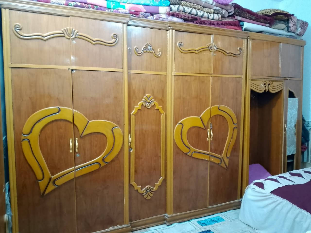 غرفه نوم نضيفه جدا للبيع في النجف الاشرف السعر 600 التواصل ع رقم فقط *********** موجود واتس اب
