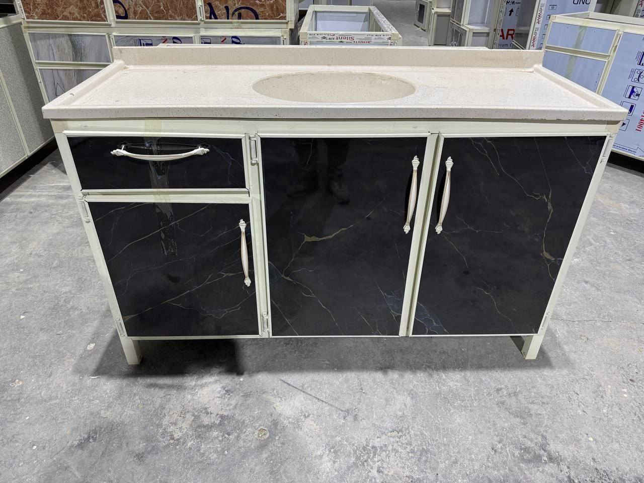 قياس متر ونص السعر ١٥٠ الف  توصيل بغداد مجاني للتواصل ماسنجر او واتساب ***********
