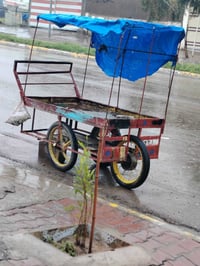 للبيع • مراسلة الصفحة • مركبة