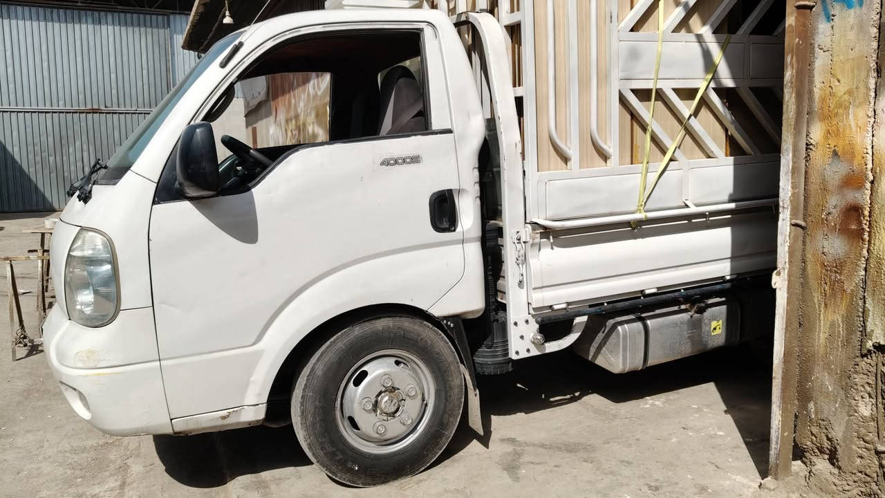 كيا بعيره 2010 محجل جديد غلاف بودي جديد رقم اربيل شرط التحويل. سياره جاهزه شرط برغي مايعوزعها . بس بيها صبغ مكانات السعر دفتر و 10 بي مجال بسيط للاتصال ع رقم
*********** / ***********
