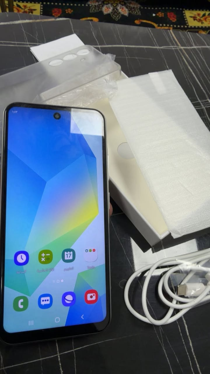 سلام عليكم وباين البيع ***********
موبايل بعده جديد بالتونة 130 نهايته
