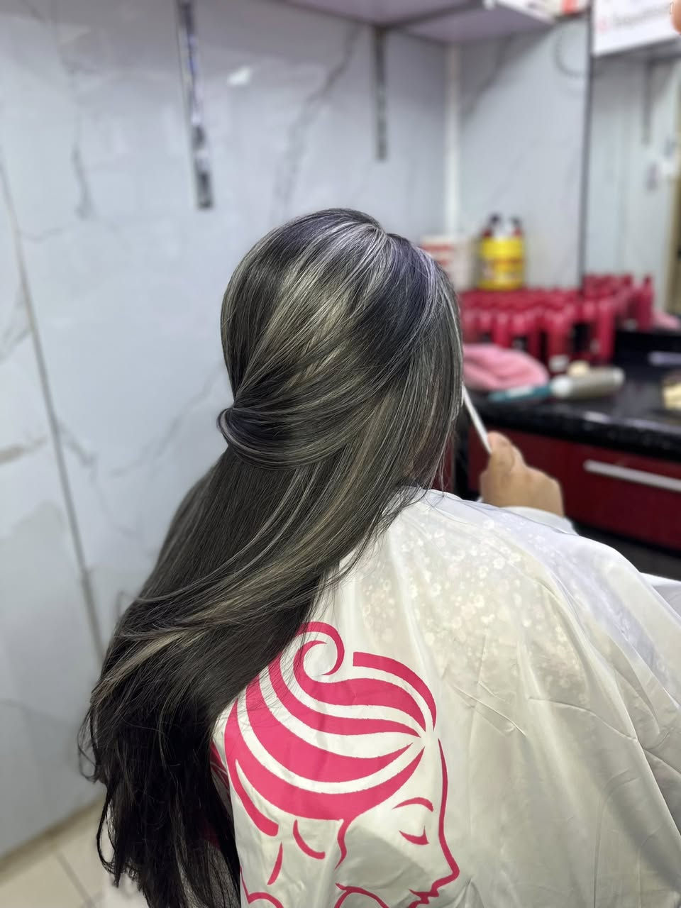 هايلايت✨💫

والف عافية💫✨

حبيباتي رجاء تاكدو من رقم العمارة قبل لتجون

***********
***********
