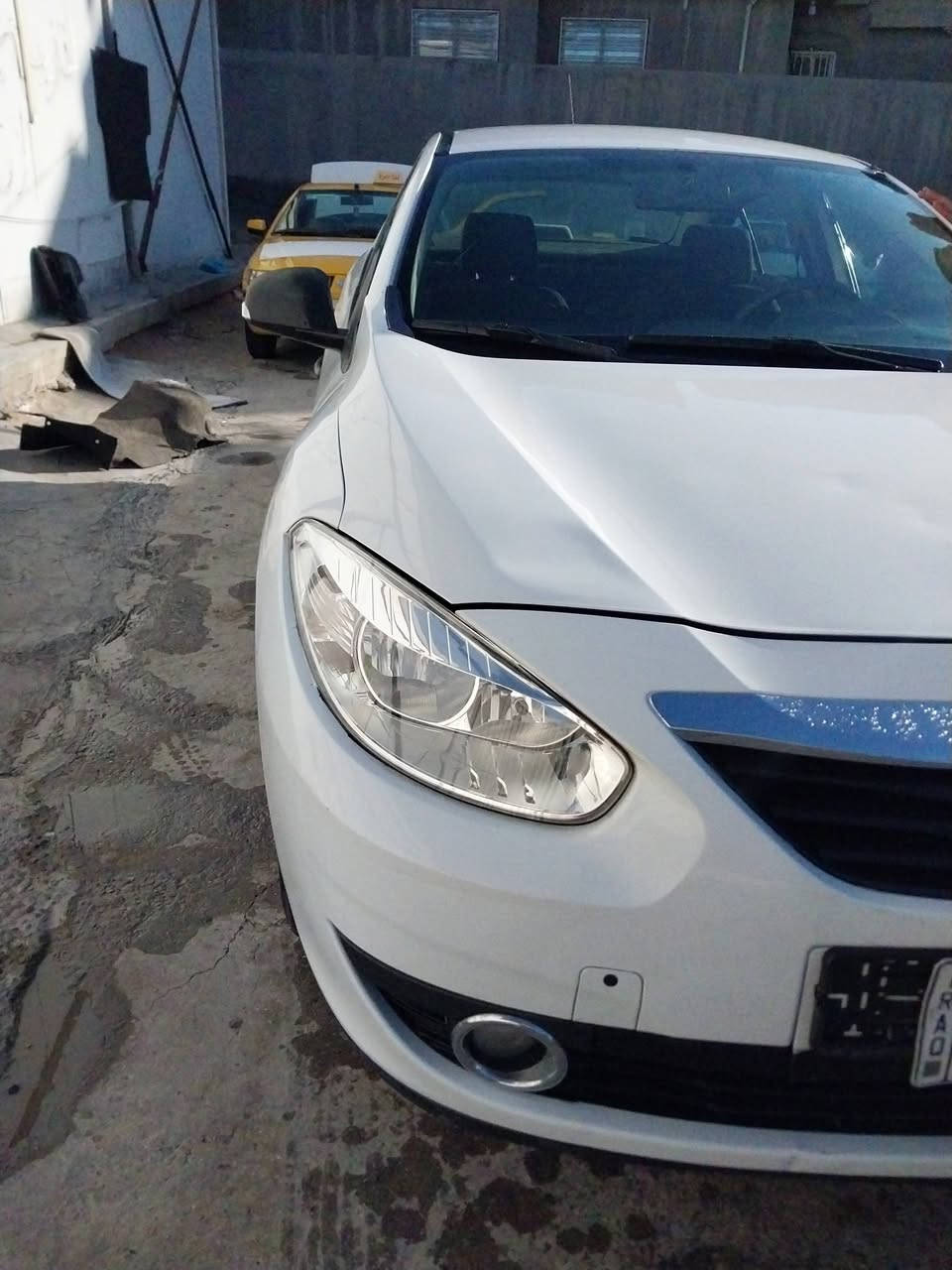 السلام عليكم رينو فلونس 2013 سنويه ل2028 رقم بابل بيه قطعتين صبغ العنوان بابل السعر 50 
*********** وبيه مجال
