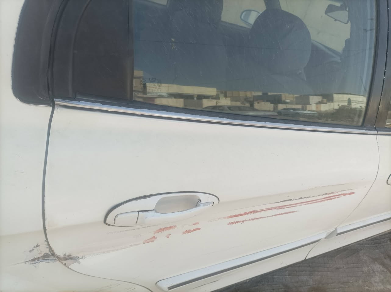 سلام عليكم اوبتمى وارد امريكي 2003 مكينه وكير جدد بيه بس شخط باب الخلفي مكان ناصريه قضاء الغراف *********** سعر 51وبيه مجال
