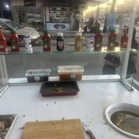 عربانه نظيفه جدا للبيع السعر ٤٥٠  المكان الشعب للتواصل ٠٧٧٧٢٢٥١٧٣٢