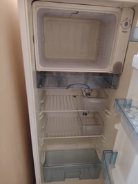 ثلاجه • للبيع • قابل تفاوض