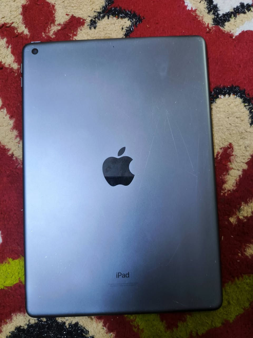 للبيع iPad 9 الجيل التاسع
الذاكرة: 64GB
الحالة: مستعمل استعمال شخصي لمدة سنتين ونص

- الشاشة نظيفة وما بيها أي كسر
- الجهاز شغال 100% وما مفتوح ولا مبدل أي قطعة
- صحة البطارية 88%
- فقط يوجد خدوش خفيفة في الظهر بسبب الاستعمال

الملحقات: الكارتون فقط

السعر: 230,000 دينار قابل للنقاش
الموقع: بغداد

للمهتمين التواصل على الخاص


**إذا كنت صاحب هذا الإعلان وتريد حذفه لأي سبب، رجاءا أرسل رسالة إلى الدعم الفني**