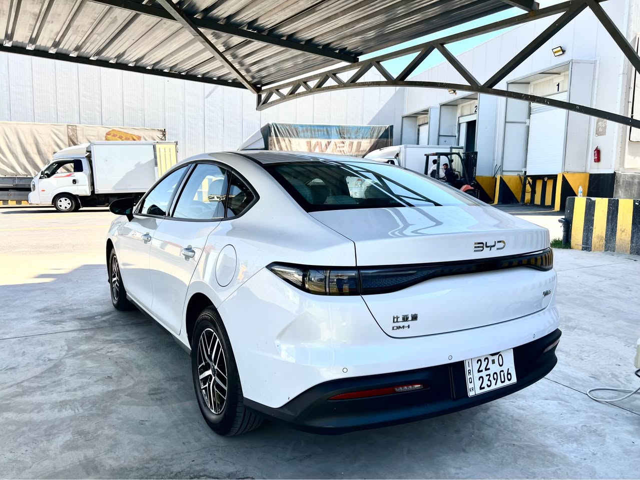 BYD seal 05 
14000 کیلۆمەتر ڕۆیشتوە 
دەعامی لۆ دەعامی بەشەرت 
ویل کڕۆم بیلادی
٢ شەحنی بیلادی لەگەڵە 
٢ سویج + کارت
کۆمپرێسەری هەوا 
کامل ئەشیای بیلادی خۆی لەگەڵە
سەیارەکە رەقەمە جاهیزە بەناوی خۆمە
ژم : *********** أربيل, العراق
