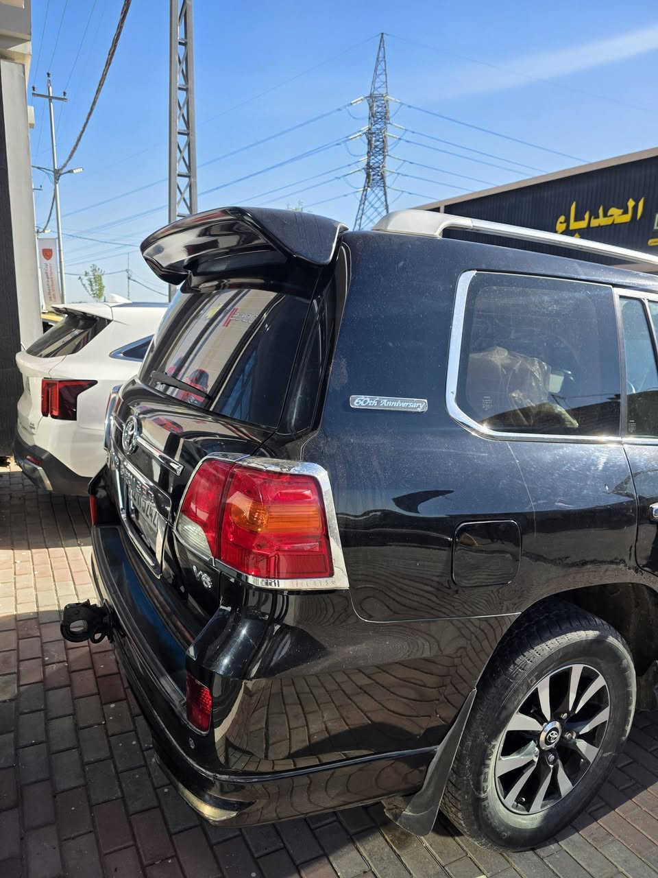 تيوتا جكسار بيها منضومه غاز
موديل 2008 السونار مروفق مع الصور السعر 260بيها مجال 
مواصفات معروفه GXR
رقم اربيل تحويل فوري 
بدون دواخل 
محرك 6 سلندر 
عنوان موصل 
واذا اكو راس تريله وحش نعارض 
***********
