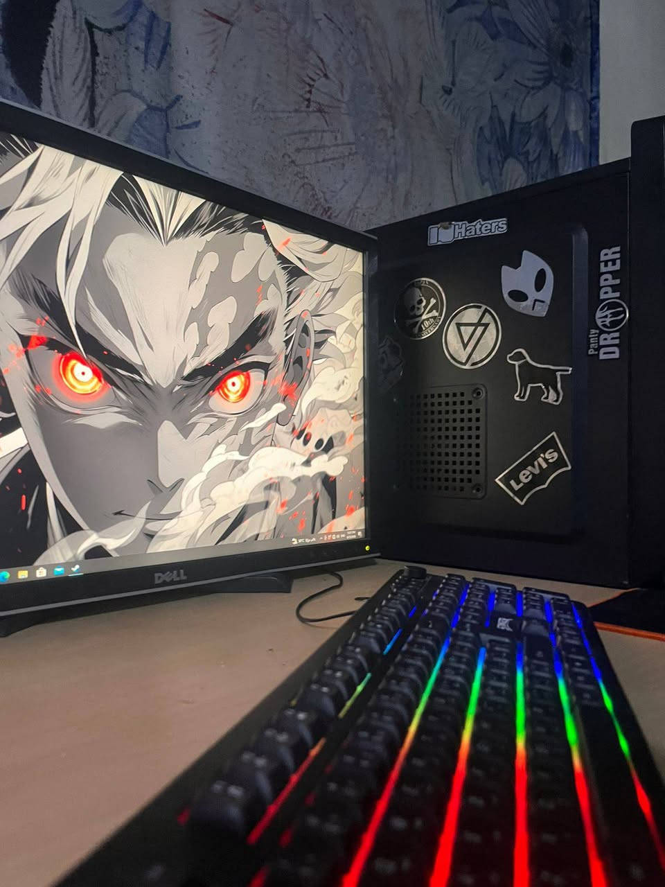 💻 كمبيوتر كامل للبيع (Gaming / استخدام يومي)
🖥️ شاشة Dell حجم تقريباً 22–24 إنج
💡 كيبورد Gaming RGB
🖱️ ماوس Gaming بإضاءة RGB
🎧 سماعة رأس RGB
🖥️ كيس نظيف ومرتب مع ستكرات شكل حلو
⚙️ المواصفات:
المعالج: Intel (جيل متوسط مناسب للألعاب الخفيفة والاستخدام اليومي)
الرام: ( 16GB)
التخزين: SSD سريع (مثلاً 100GB1 أو 1TGB)
كارت شاشة: (1650aGTX)
نظام: ويندوز جاهز
📌 الجهاز مناسب لـ:
ألعاب مثل (Pubg Lite، GTA V، Valorant)
دراسة، تصفح، برامج
✨ المميزات:
جهاز كامل جاهز تشتغل بي فوراً
شكل Gaming جذاب (RGB)
أداء مستقر وسريع
ما يحتاج أي إضافات
💰 السعر: (450 وبي مجال )
📍 المكان: (بغداد مشتل كراجمعكوبه)
📞 للتواصل: (*********** تواصل وتساب )
