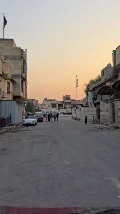 السلام عليكم نص قطعة للبيع مساحة 72 متر شرك طابقين اول بيت بل فرع مقابل المدرسة العنوان مدينة الصدر قطاع 18 قرب سوق الحي الاستفسار ***********
