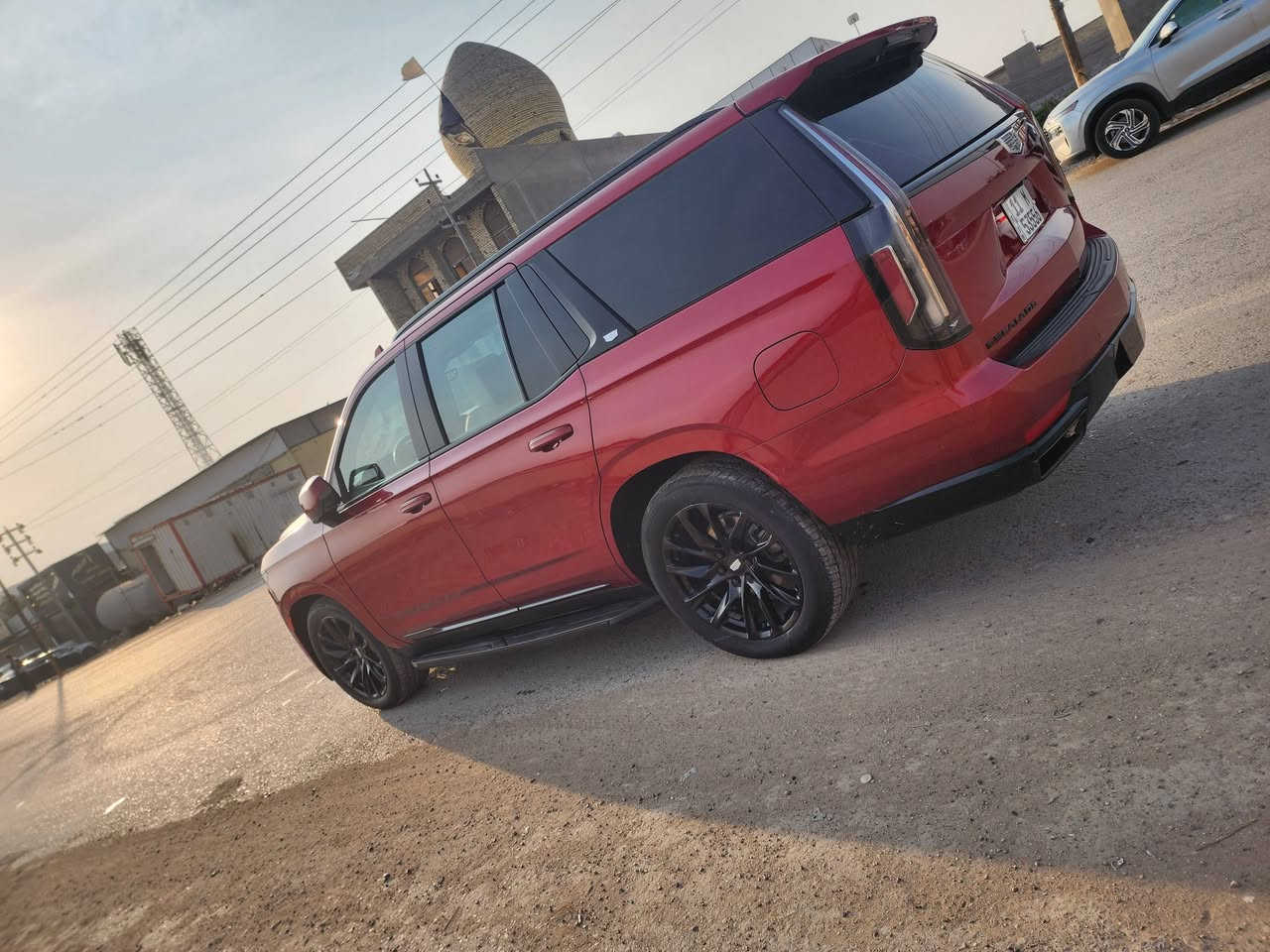 سلام عليكم للبيع فقط 
كدلاك سبورت بلاتينيوم  ٢٠٢٣ وارد امريكي 
حادثه دعاميه وبنيد فقط تريد صور حادث رقم شاصي مرفق مالته وي صور 
ماشيه ٤٦  الف كيلو متر وليس ميل 
مواصفات فول مواصفات فول 1/1
بنوراما كامله 
جكات جوبلس 
بوب شفط 
نظام صوت صالنصه V رياضي بلادي
مساج بلكشن تحكمات كهربائي 
سماعات ٣٦ سماعه 
وبعد بيه هواي مواصفات وسياره جديده رقم بغداد الدولي بأسمي تحويل مباشر 
السعر ٦٠٠$ ورقه وبيه مجال بسيط 
مكاني بغداد عويريج قرب مخابز باب الاغا 
اي استفسار عن اتصل بلرقم وتدلل 
      *********** 
       ***********
