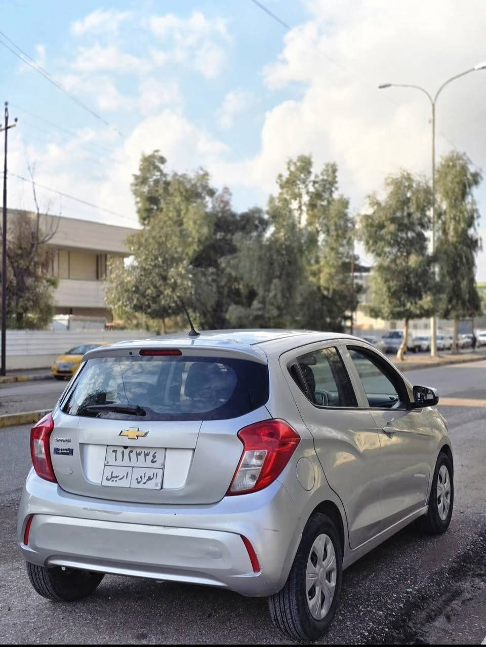 السلام عليكم
شوفرليت سبارك 2018

ماشيه 57 الف كيلو 

بيها صبغ نصف جاملغ الخلفي  المؤشر في صوره والدعاميه الخلفيه صبغ  محرك 4 سلندر
موقع موصل
السعر 87 بيها مجال بسيط
للاستفسار ***********
