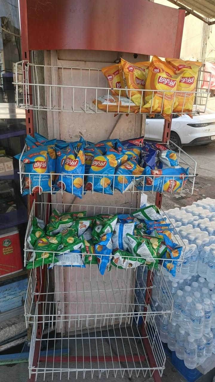 سلاام عليكم متوفر رفوف جدارية  عدد ٤٥ مع قاعده كامله مستخدمة أسعار مناسبة و سلات جبس جديدقليل مستعمله  عنوان بغداد الحريه   انتصل  ***********
