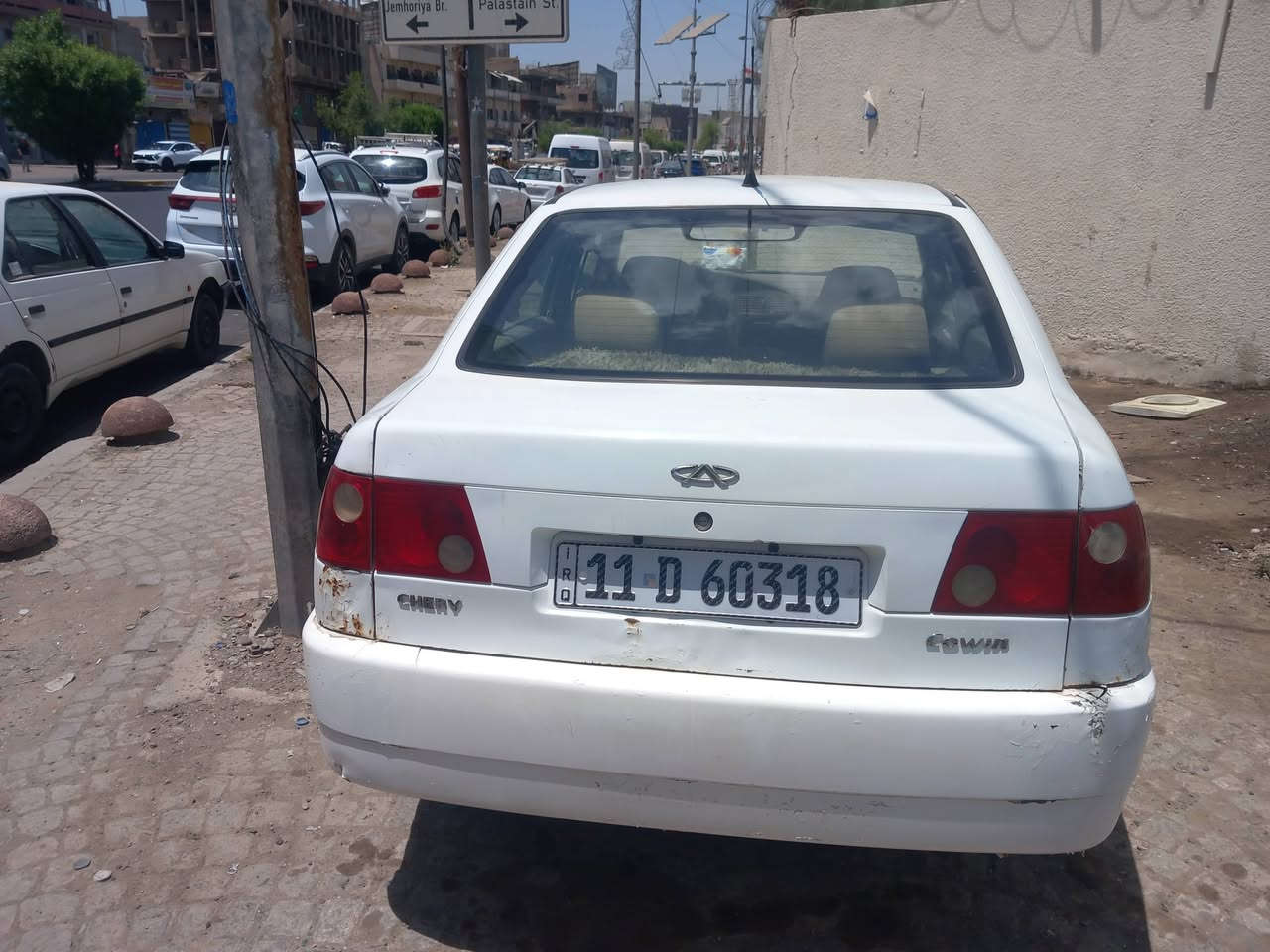 السلام عليكم 
 كوين ٢٠٠٩ محور مكينه و كير كورلا 
السياره ب اسمي السنويه لحد 2027 لا غرامات ولا شي 
السياره مال جني تخم تاير تبريد شغال ثلج كهربائيات شغاله 
تجي بعينك و تقييم السعر ٣٧ المكان الشعب السريدات 
رقمي *********** غير متواجد ع النت بس على الاتصال
