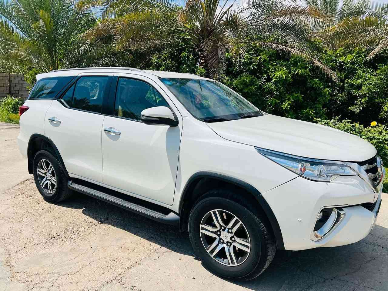 السلام عليكم
تيوتا فورچنر ٤ سلندر موديل 2020
دفع رباعي ٧ راكب كلش نضيفة 
مابيها ولا شخط ولا صبغ مكفولة 
تحويل مباشر /السعر  ٢٤٠$
المكان صلاح الدين بيها مجال بسيط 
***********
