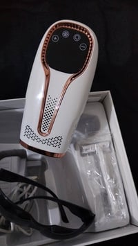 ليزر منزلي • مستخدم • ٩٩٩٬٩٩٩ ومضة