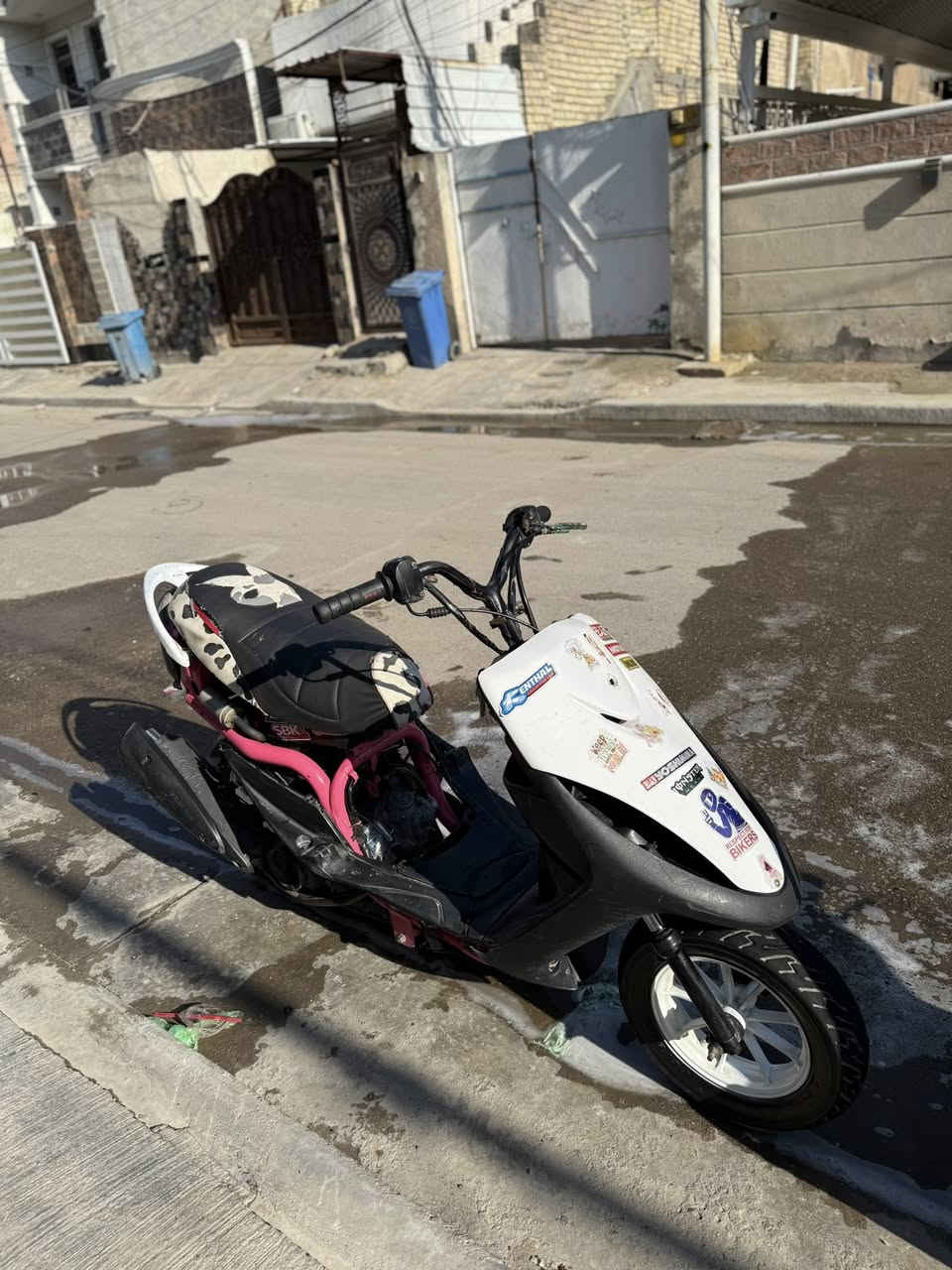 عدله مال لعب مكينه49 بلادية 
دراجة مابيها اي نقص سلف نكرة بكل وقت 
تعمير جديد كلجاتهة بلادية سعرهة 450 وبيهة مجال بسيط مكاني الدورة رقم ***********
