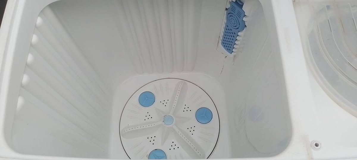 غساله ميديا نضيفه وكله شغاله تغسل بطانية اكبر حجم بلغسالات


**إذا كنت صاحب هذا الإعلان وتريد حذفه لأي سبب، رجاءا أرسل رسالة إلى الدعم الفني**