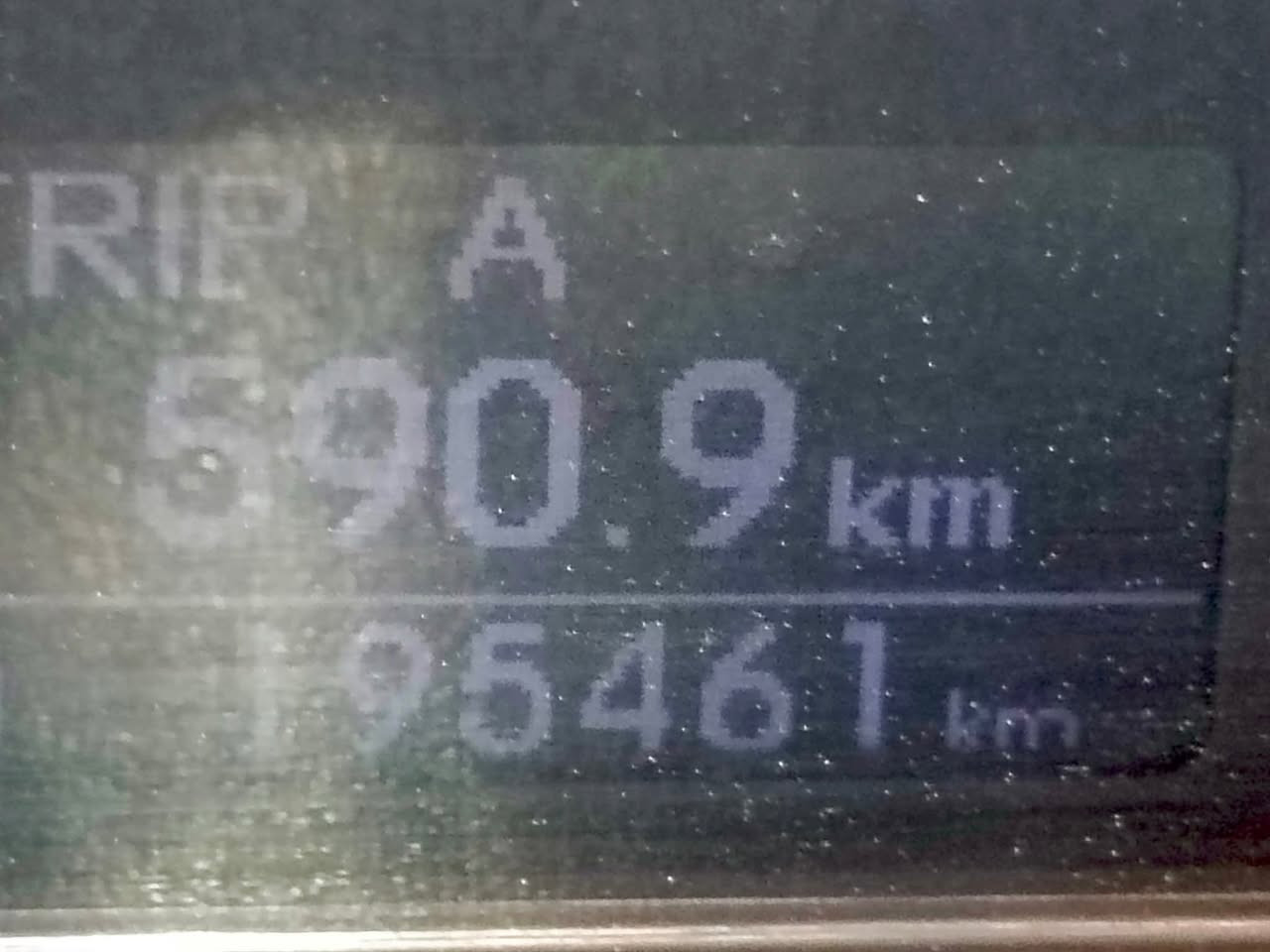 السلام عليكم سنتافيا موديل 2012 فول مواصفات بصمه فتحه اشاير مري 6 سلندر 7 راكب بيها صبغ جاملغ امامي جهه السايق
ماناقصه اي شي جاهزه السعر 165
الرقم   ***********
