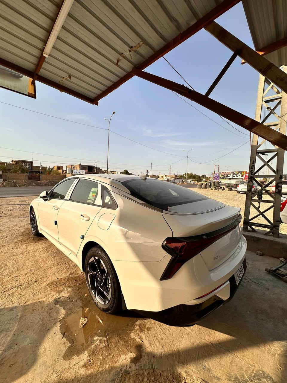 سلام عليكم كي5 2025 رقم بغداد كفاله عامه ماشيه 2000  بعدها زيرو بضمان الشركه مواصفات الشركه الدوليه 
بصمه تشغيل
تشغيل عن بعد
شاشه متصله 
كامره خلفيه 
ويل كب حجم 19
حساسات اماميه وخلفيه
كشن كهرباء
محرك 2500
العنوان ديوانيه قضاء عفك 
الاتصال ***********
