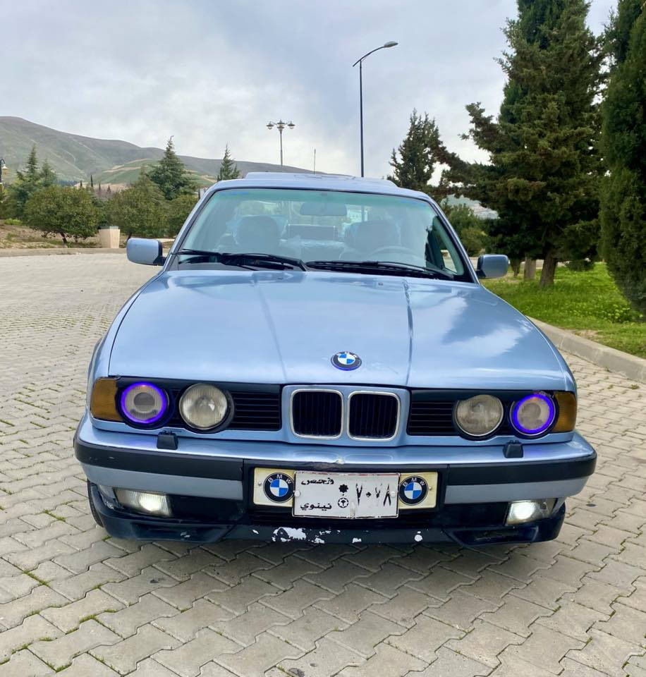 بـۆفـرۆشـــــــــــتــــــــــــن 🩵
Bmw 525i 
ئارمی پلاستیکی هەولێر
سەنەوی حاسیبە ئەوەلیات
ئۆتۆماتیک
مۆدێل / ۱۹۹٠
مەکینە ٥۲٥ کەپس
مەکینەی بەشەرت
گێڕیشی هەموی بەدل ئەکا 
۲ بۆ ۳ کەمێ هاڤی هەیە
بێ دەعم بێ لێداراو قرچیشی نیە
سەیارەکە هی ماڵی خۆمە
پێشو دوای تازە داگیراوە
پاتری لۆک
تەبرید بەس غازی ئەوێ
سڵایت
جام کارەبا
لیدی / ژێر قاچ
قفل مەرکەزی
ئاوێنە کارەبا
شاشە لەمس
دوگمەی ناو بەفر
کارەبای هەر هەموی مەزبوتە
بەرگە دەرگا داشبول لسەر دەقی بیلاد
کوشن گاعی هەموی لۆک
ئارم / ئەوەلیات / براوە / موس / بەشەرت
سعری ٤۳ وەرەقە و  کەمێک مە عا مە لە
لە سلێمانیم ؛  ٠۷۷٠٦۷۲٤٦۲٥


**إذا كنت صاحب هذا الإعلان وتريد حذفه لأي سبب، رجاءا أرسل رسالة إلى الدعم الفني**