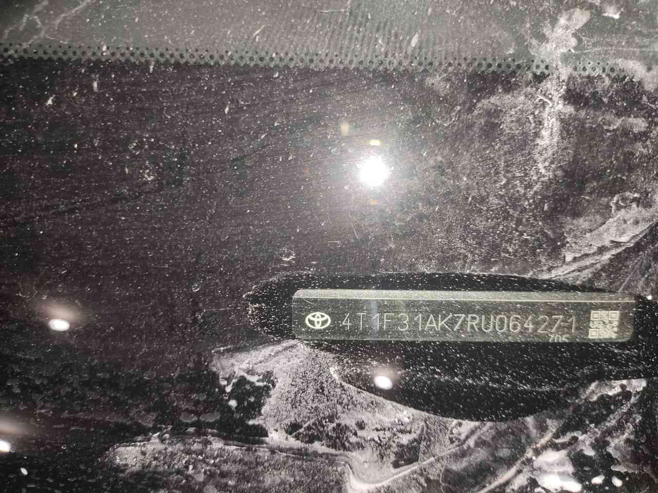 السلام عليكم 
للبيع 
كامري موديل 2024 مواصفات XLE هايبرد منفيس تترقم في جميع المحافظات ما عدا الاقليم دخول جديد ماشيه 71 الف 
صور الشاصي والضرر مرفق بالمنشور 
السعر 195 وبيها مجال 
عنوان السياره ناحيه الزاب قريه اصبيح تحتاني 
للاستفسار الاتصال على الرقم التالي 
‏‪0783 281 0292‬‏
