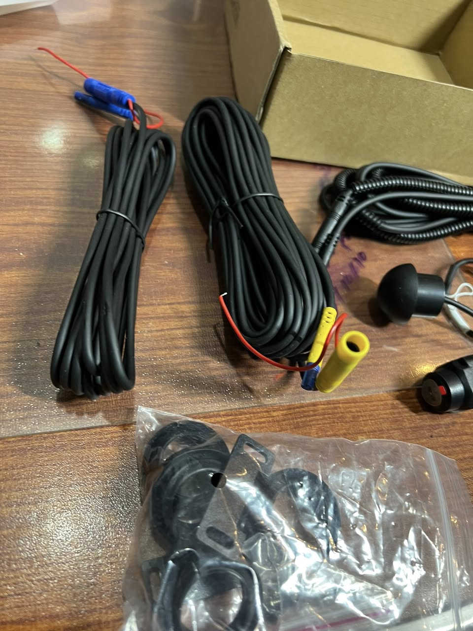 سستم كامرة ٣٦٠ درجة
٤ كامرات مع الملحقات 
السعر ٣٥


**إذا كنت صاحب هذا الإعلان وتريد حذفه لأي سبب، رجاءا أرسل رسالة إلى الدعم الفني**