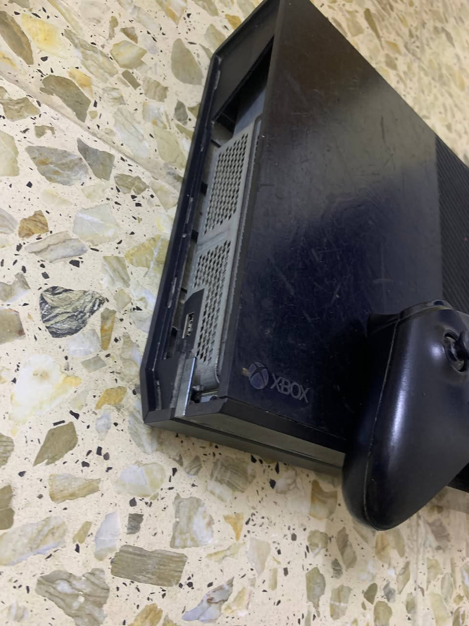 XBOX 1 كامل ملحقاته سعره90وبي مجال مكاني زعفرانيه


**إذا كنت صاحب هذا الإعلان وتريد حذفه لأي سبب، رجاءا أرسل رسالة إلى الدعم الفني**