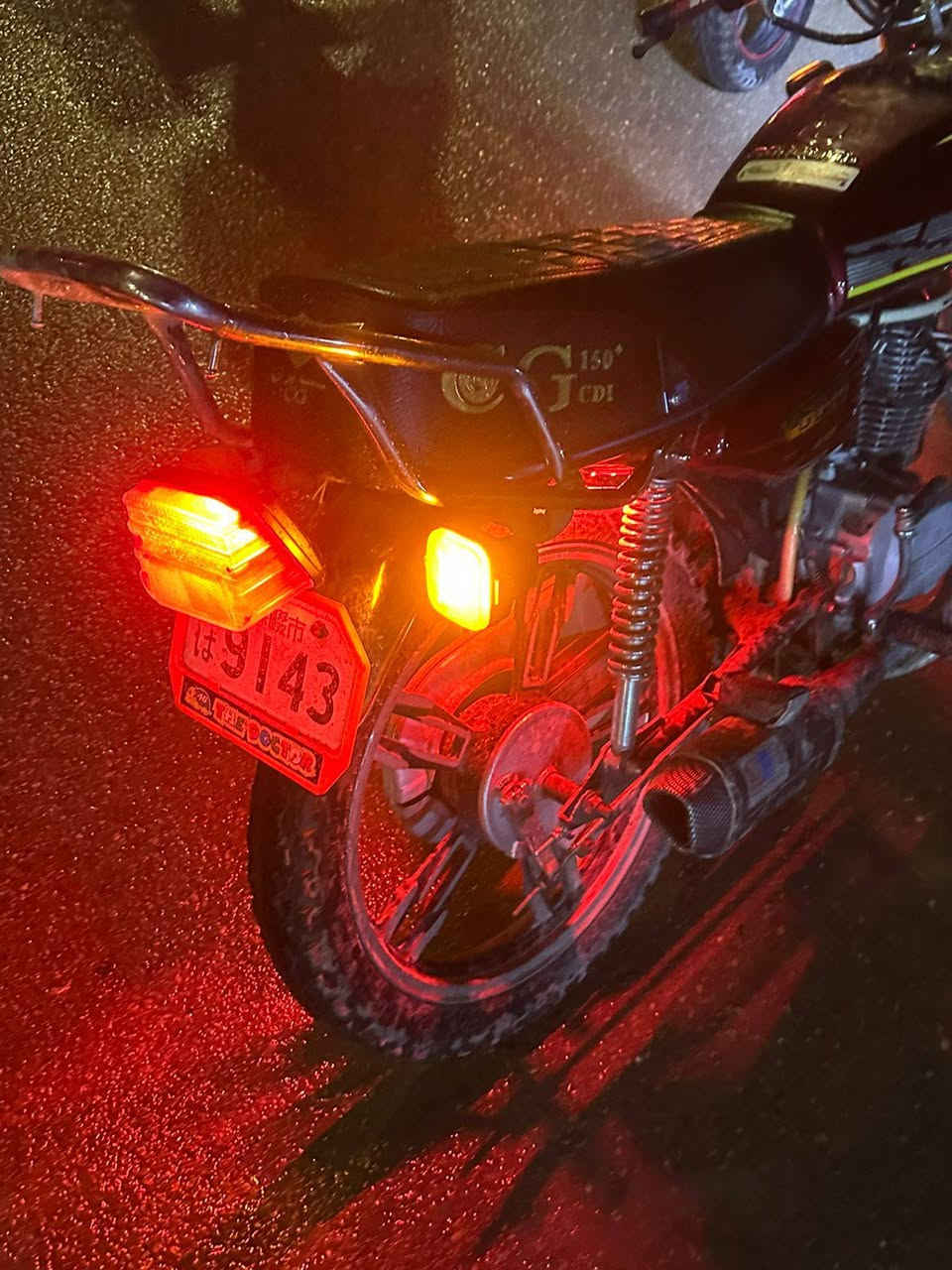 سيفان موديل ٢٢ شلعه تشك الكاع نكره سلف كهربائيات كله شغاله مكينه ناعمه وخرسه صلنصه رياضي نشرات  اشاير كله شغاله مابيها اي نقص سعرها 380 وبيها مجال مكاني ديالى شهربان ***********
