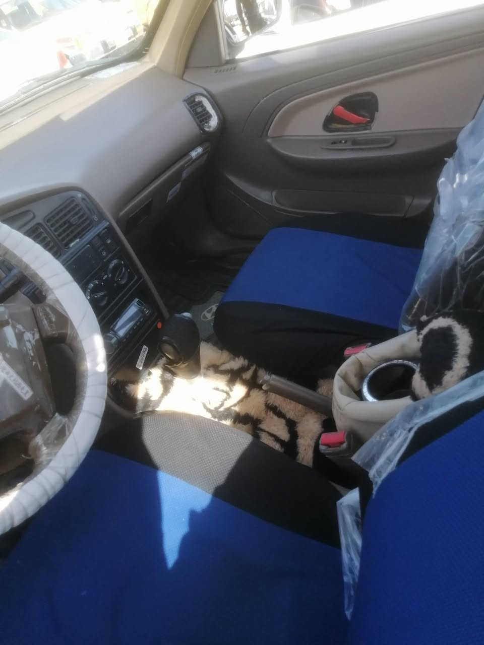 لسلام عليكم بيجو 405 بيها ضربة بلجاملغ الخلفي محور مكينة وكير كورلا مصفرة هيئة وغرامات رقمها انكليزي العنوان ناصريه للاستفسار الاتصال على الرقم ***********
