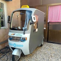 تكتك شاحن البيع تلفون 07700073570 العنوان كراده شارع النضال قرب الجواز