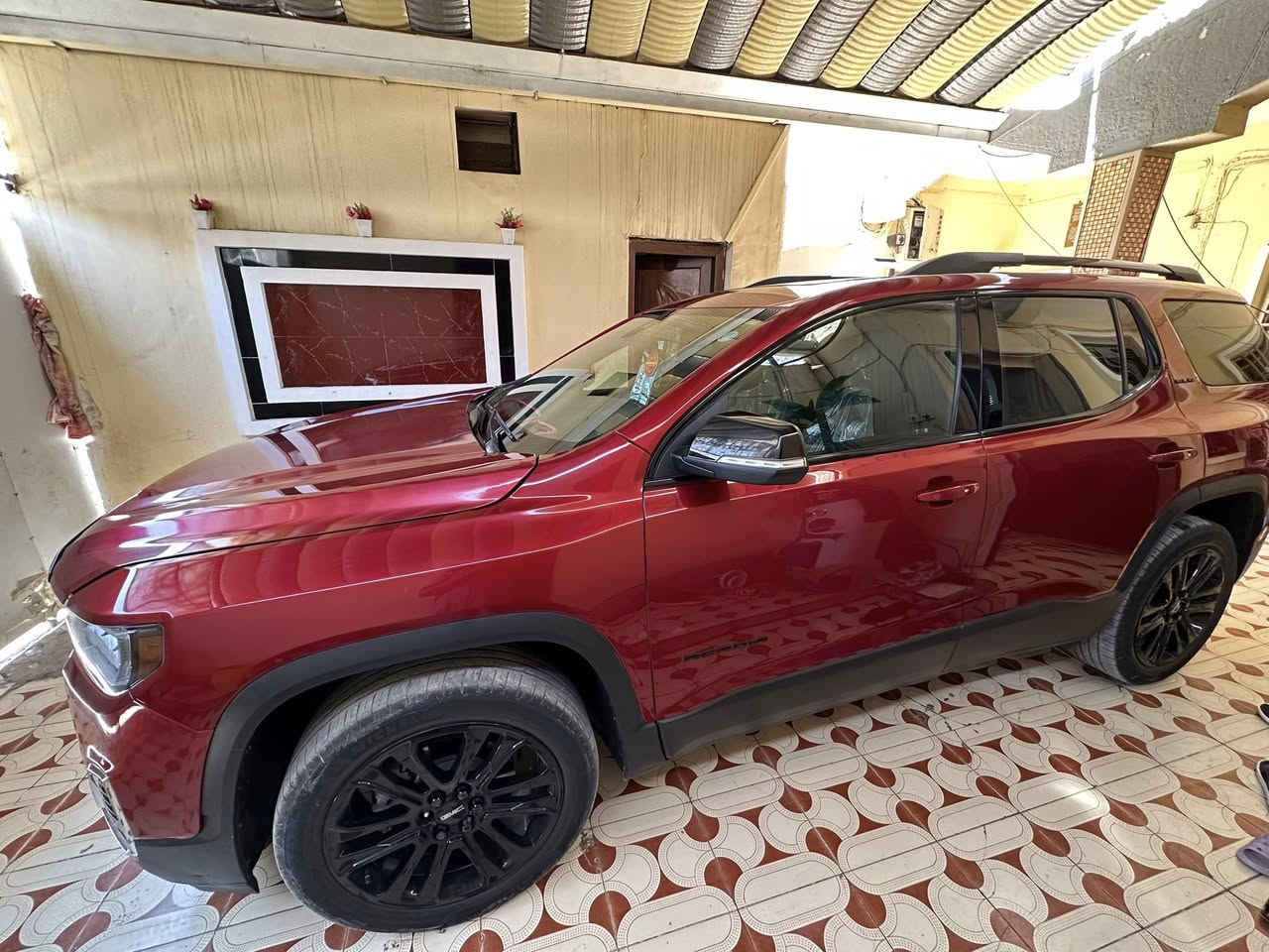 السلام عليكم للبيع Acadia GMC
المواصفات : فئة SLE
شاشة معلومات وترفيه
‏ Apple CarPlay و Android Auto
كاميرا خلفية
 مثبت سرعة
 تشغيل ودخول ذكي
 تحكم من المقود
 تكييف ممتاز
فتحتين بالقمامة
 أنظمة أمان متعددة
 7 مقاعد عائلية مريحة
حالة السيارة:  مكينة وقير وشاصي بحالة ممتازة
 جميع الأمور الميكانيكية والكهربائية جاهزة
 صبغ البنيد فقط وجاملغ((بدون ضرر داخلي)) كما موضح في السونار  ، وباقي السيارة بحالة جيدة وماتخسر عليها الألف 
 نظيفة ومعتني بها بشكل مستمر
 جاهزة للفحص بأي مكان
السيارة باسم ولد صديقي 
السيارة ماشية: (37 الف)
السعر: 220 وبي مجال  مكان السيارة ذي قار الرفاعي للأتصال والاستفسار اكثر عن السيارة  ***********/***********
