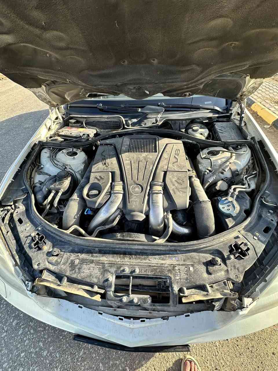 مارسيدس 2012 اصل كفاله عامه (ادوات السياره )
توين تيربو  يعني طياره مكينه كير حداديه كفاله عامه

تخم تاير 

فول مواصفات فتحه كشنات خزن ميموري حاضن 

تدفئه تبريد كشناتها 

ابواب جنطه كلهن شفط 

جوبلس تصعد وتنزل 

سياره مفوله معروفه بعد مواصفات S 

سياره جهازه من كولشي 

شراي اخليك ع راسي 

سعر 95 وبيها مجال 

 ***********
