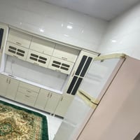 كونتر للبيع بحالة جيدة خشب درجة اولى  07715752425