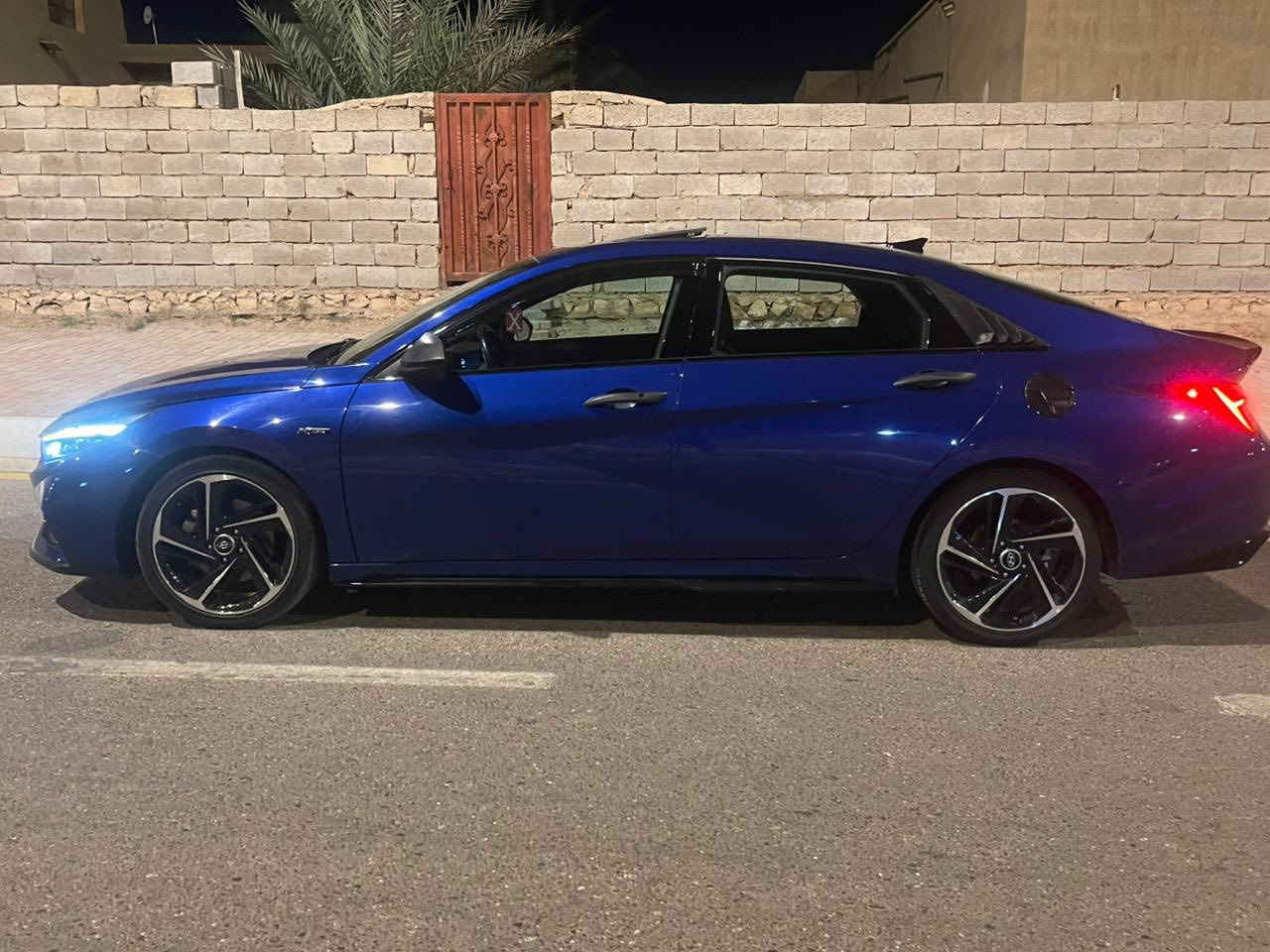 الانترا 23تيربو فول مواصفات سياقه ذاتيه تحكم ستيرن رادار اربع جهات وباقي مواصفات الان معروفه  ضرر بنيد مبدل بدون دواخل رقم أنبار معوقين ***********
