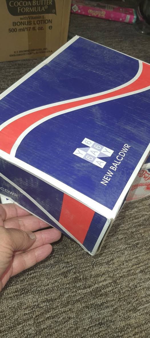 احذيه جديده بالكارتون باله اوربيه موجود ٦ قطع قياس ٣٦ ٣ قطع قياس ٣٨ قطعتين قياس ٣٧ قطعه وحده ابيعه كلهن شلع للإستفسار الاتصال على الرقم *********** او على الخاص
