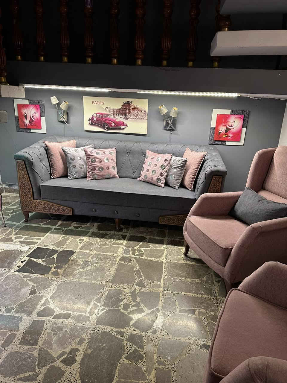 للبيع تخم تركي اسود ٨ مقاعد سرير يصير مابي اي ضرر بردات  بوفيه فقط تلفزيون وياهة لوحات طبله وسطيه تركي زوليه برلنت ٣ في ٤   تخم عراقي وردي وصاصي ٥ مقاعد جديد غير مستعمل  موكيت ويا ٢ في ٣ العدد ٢   غراض للبيع  غرفه نوم ماليزي تكمه ٧ قطع كلشي وسعره مكاني بغداد حي القاهره السعر ع خاص رجاء


**إذا كنت صاحب هذا الإعلان وتريد حذفه لأي سبب، رجاءا أرسل رسالة إلى الدعم الفني**