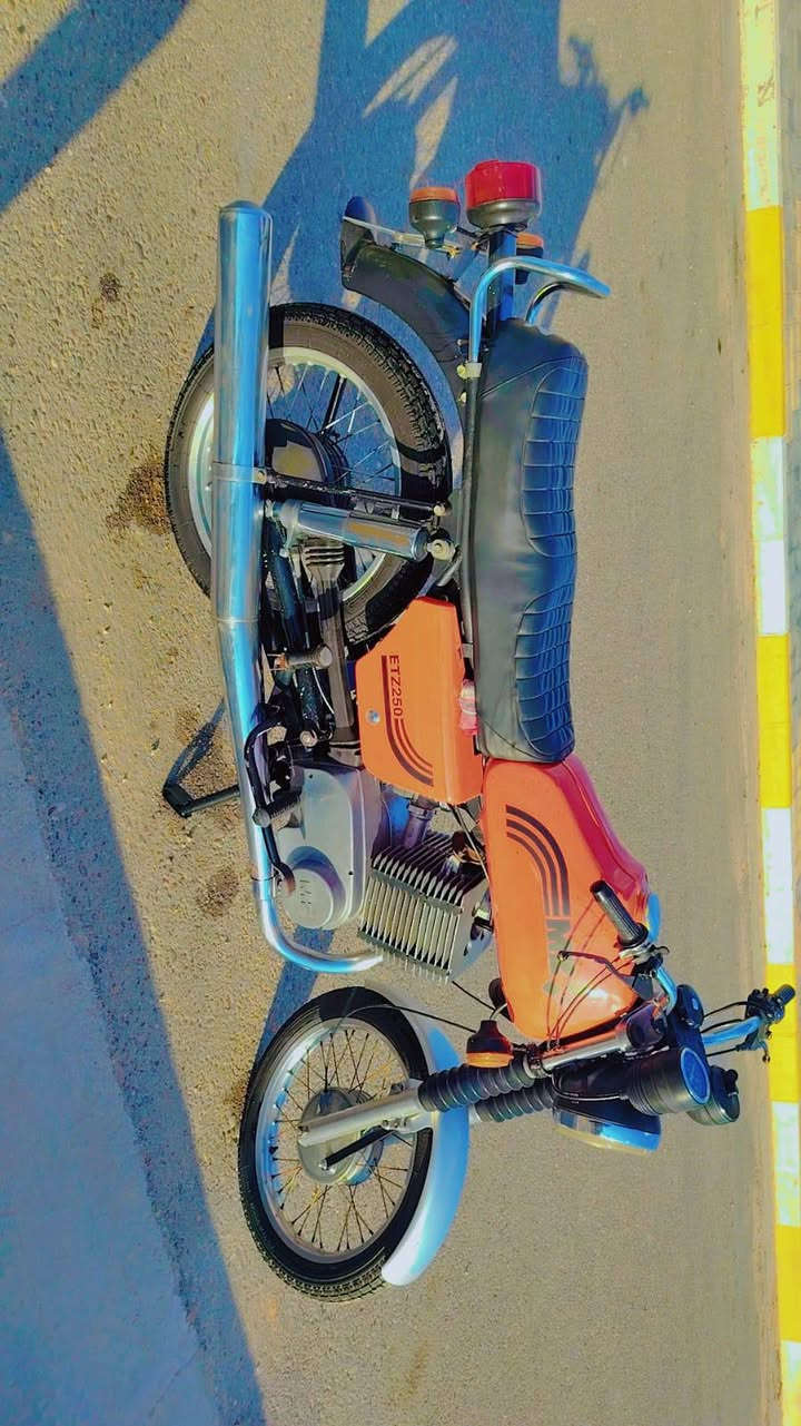 السلام عليكم
ماطور موديل 82 اصل باله اي نقص مابي بدون رقم مكينة ستندر شاصي مكفول الدراجة جديدة احلا من الصور مكاني كربلاء طويريج رقم ***********
