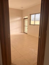 الفلوجة مقابل البيبسي • ٢٥٠م • غرفتين سويت