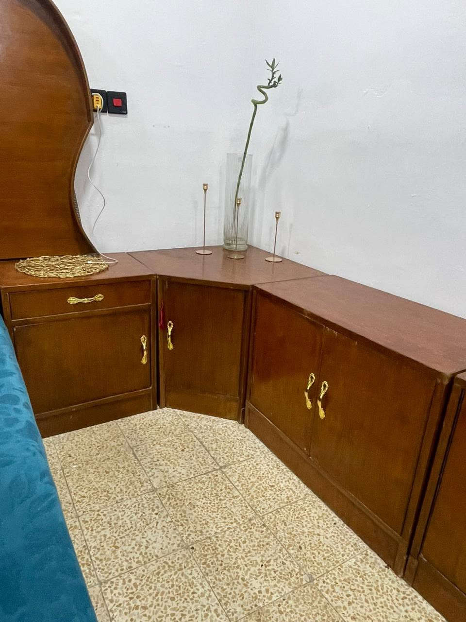 غرفة تسكام كلش نظيفه السعر ٦٠٠ العنوان الشعب البيع لغرض الانتقال


**إذا كنت صاحب هذا الإعلان وتريد حذفه لأي سبب، رجاءا أرسل رسالة إلى الدعم الفني**